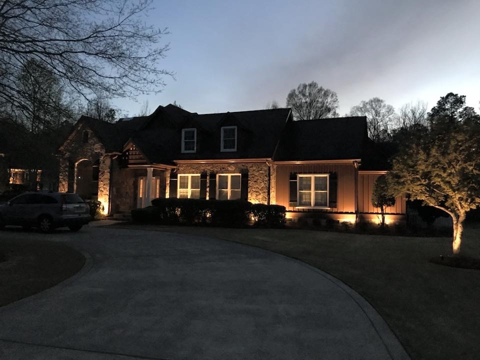 outdoor lighting on home in blue ridge ga